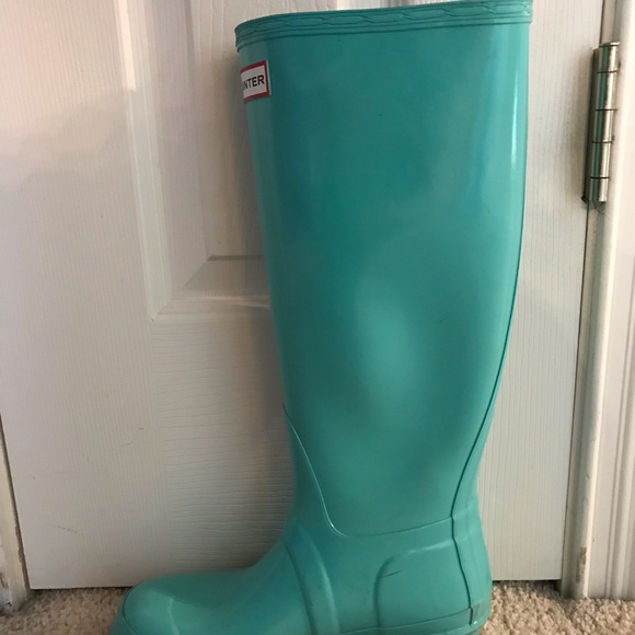 tiffany blue hunter rain boots